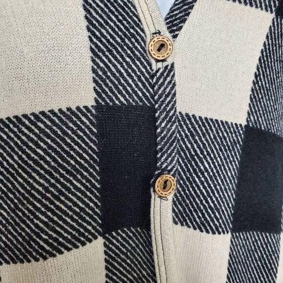 White Birch Women’s Black Ivory Buffalo Plaid Long Button Cardigan Sweater Size - Picture 3 of 10
